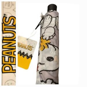 Bioworld Peanuts Snoopy & Woodstock Love Auto Open Umbrella